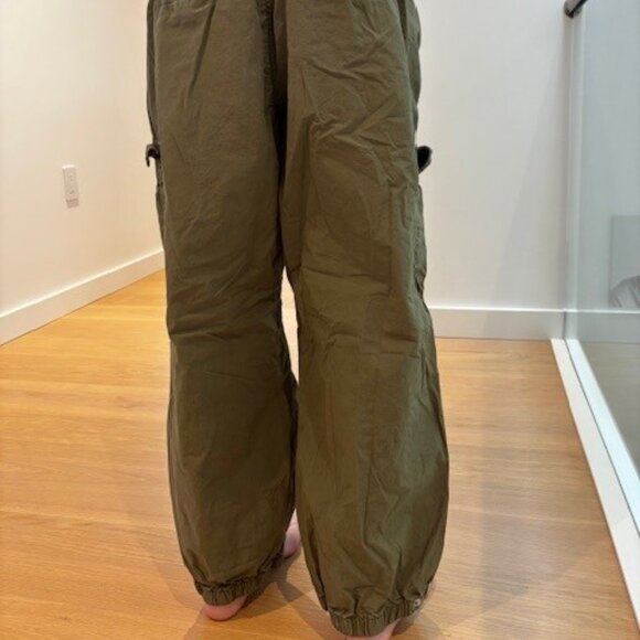 Three pairs of Gap jeans/pants for Youth girl (10-12 yrs) - Picture 5 of 9